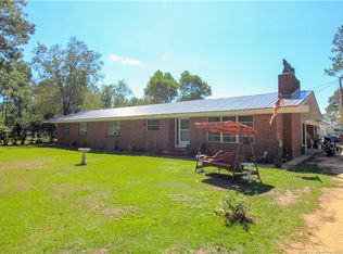 1084 White Lake Dr, Elizabethtown, NC 28337