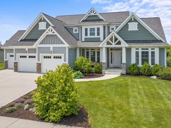 16023 Ballantyne Trl, Huntertown, IN 46748