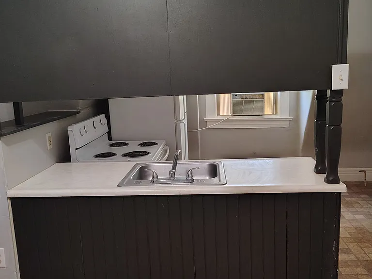 1334 S 3rd St #9 — Photo 3