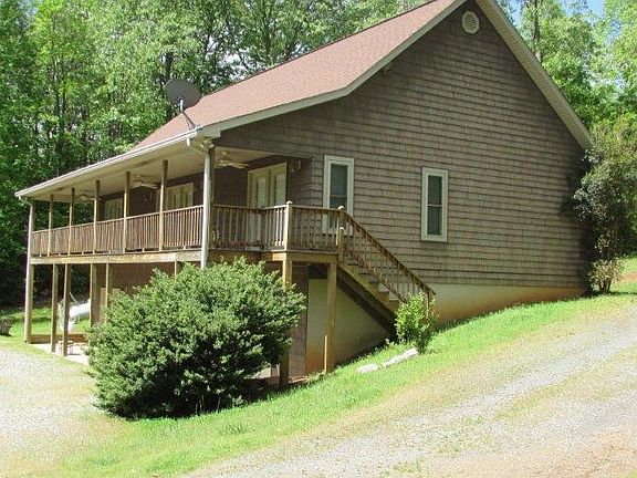 2nd image of 2085 Wood Lake Ln
