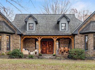 1507 White Rd, Bon Aqua, TN 37025