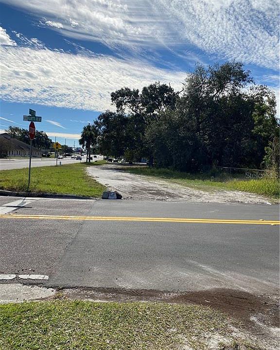 1st image of 0 1st St N
