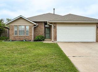520 NW 172nd Pl, Edmond, OK 73012