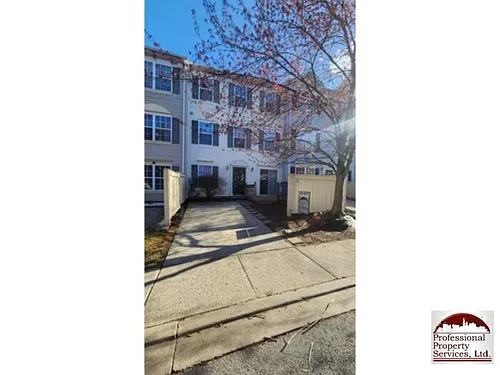 158 Heathfield Dr Photo 1