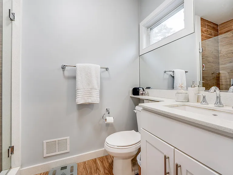 18 Thorne St #1 — Photo 14
