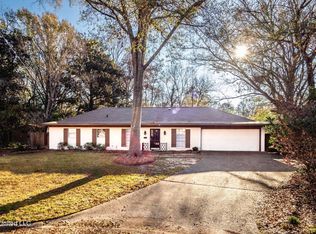 5750 Beechcrest Ct, Jackson, MS 39211