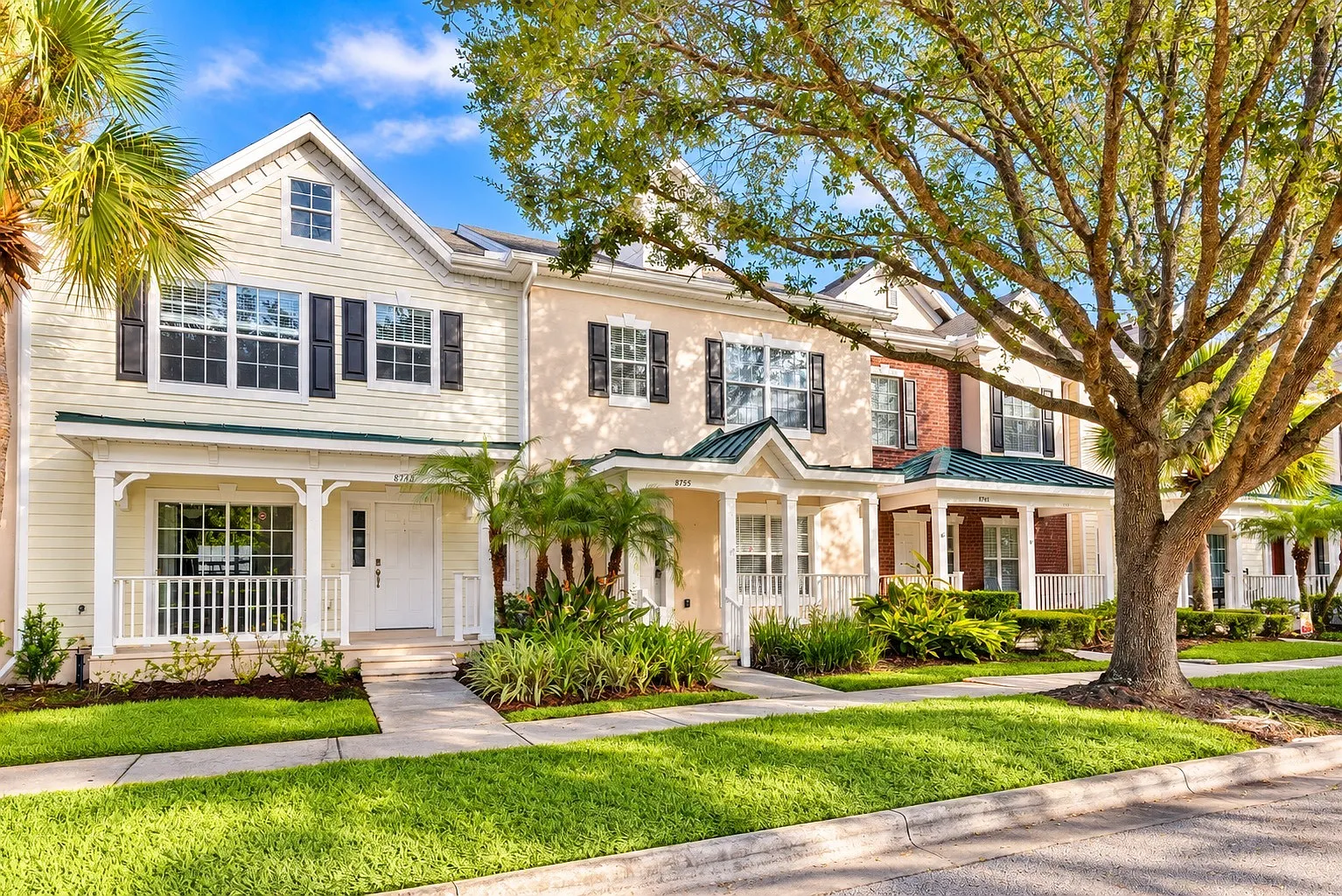 Available Now Refreshed 3BR/2.5BA Lake Nona Townhome in Northlake Park — Photo 1