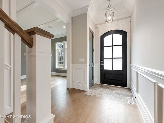 2nd image of 1506 Forest Ave