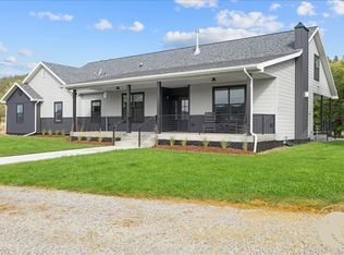 96 Wagon Trail Rd, Columbus, MT 59019