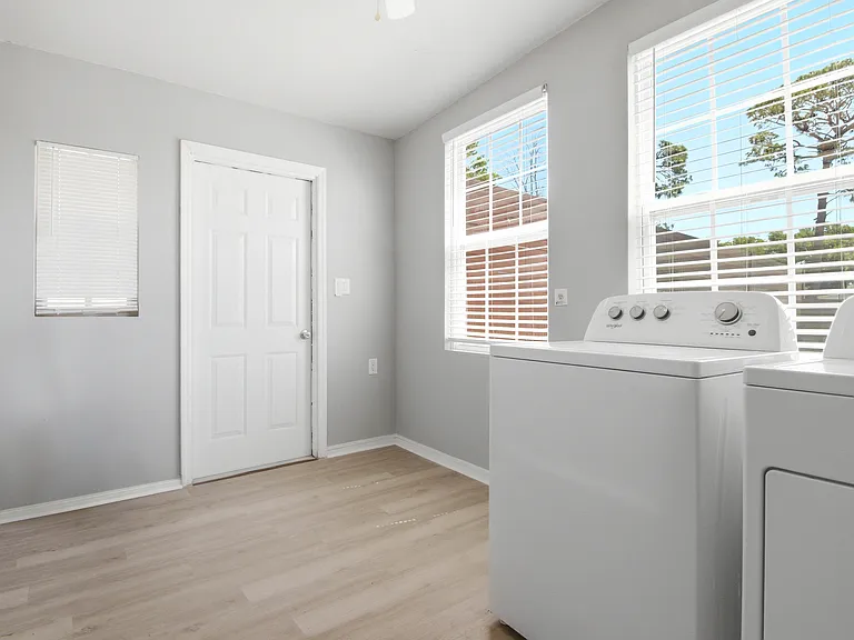 163 W Klosterman Rd — Photo 21