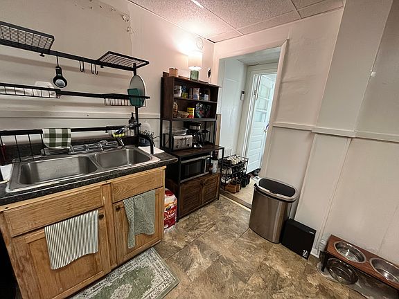 5th image of 298 Western Ave #1