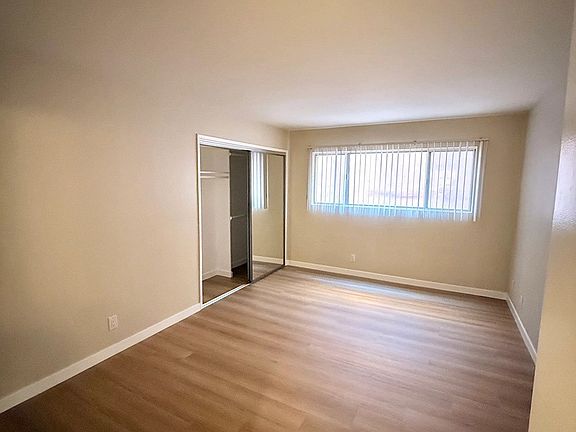 4th image of 11677-11683 Goshen Ave #100