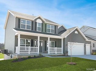 562 Evening Primrose Dr, Wentzville, MO 63385