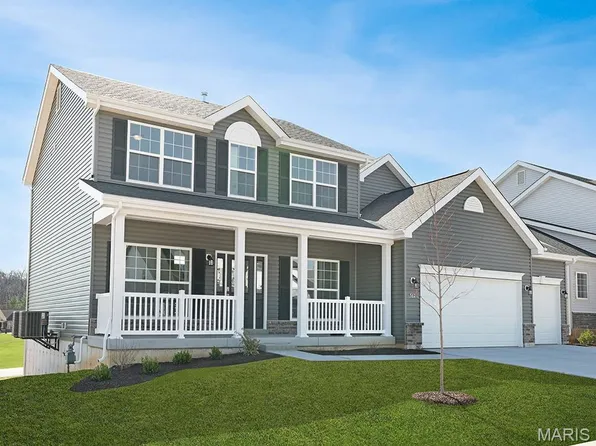 562 Evening Primrose Dr, Wentzville, MO 63385
