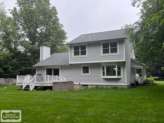 3rd image of 13777 Forest Park Dr