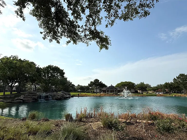 26430 Richwood Oaks Dr — Photo 30