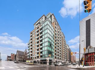 238 Besserer St #1506, Ottawa, ON K1N 6B1
