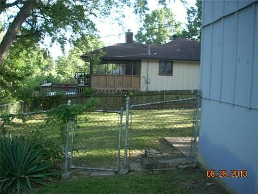 5th image of 8041 Cleveland Ave