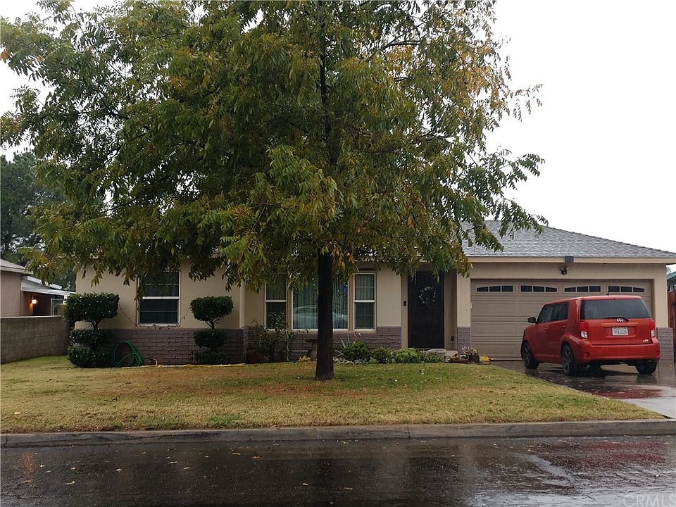 1st image of 7424 Lillian Ln