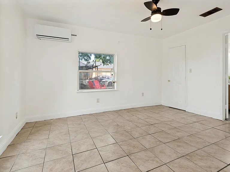 403 N Britain Rd #407B — Photo 8