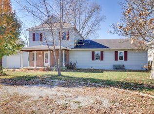 208 N Newell St, Heyworth, IL