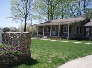 178 Lakeshore Dr, Harriman, TN 37748