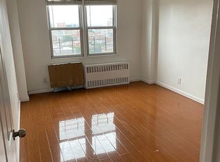 4310 Kissena Blvd APT 17G, Flushing, NY 11355