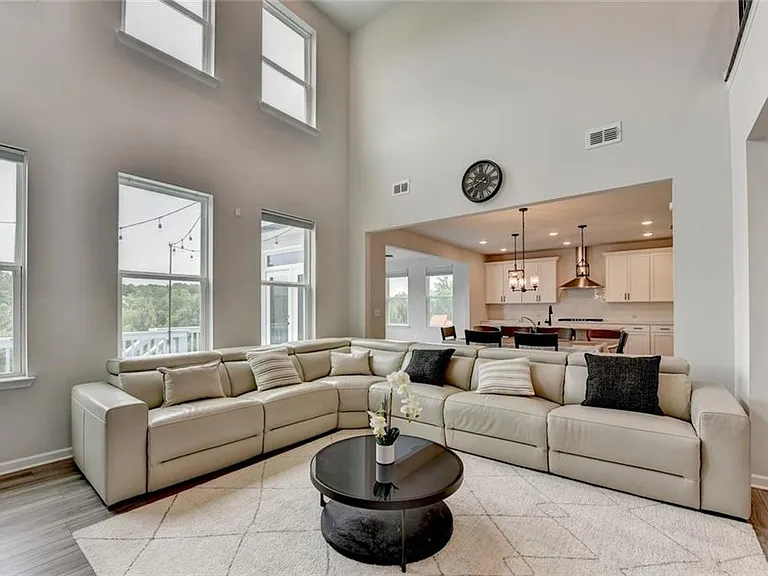 4665 Shipley Ave — Photo 31