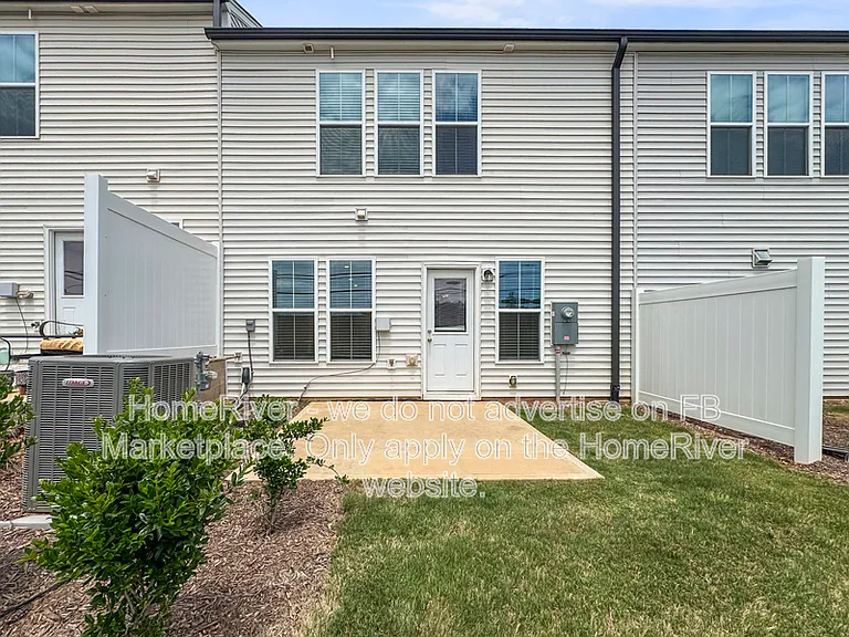 3715 Feltham Ln — Photo 16