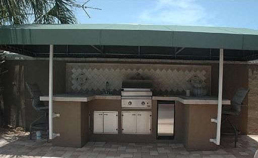 Outdoor kitchen