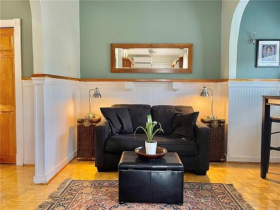 5th image of 7028 Magazine St #A