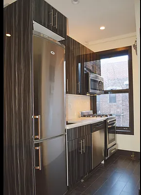 Rented by United Realty Equities | media 1