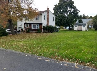 6 Brookside Ave, Webster, MA 01570