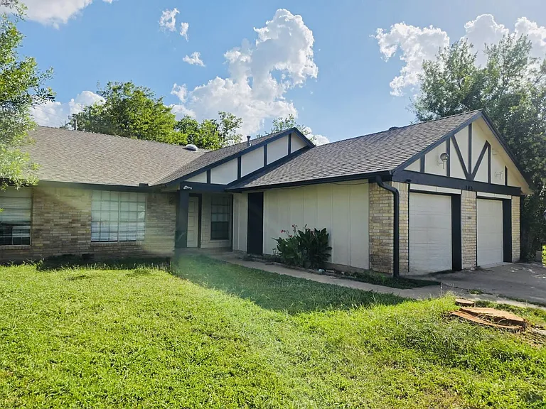 105A Nicole Cv — Photo 6