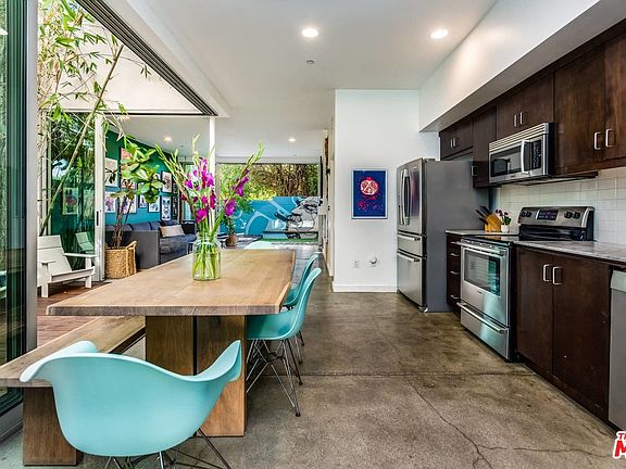 4th image of 4262 Perlita Ave