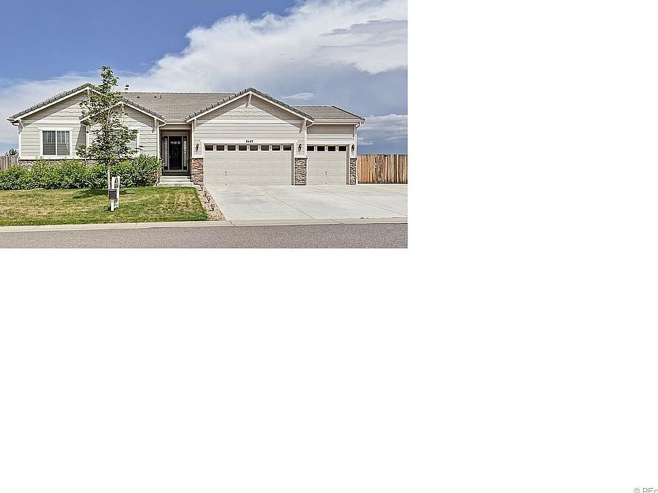 2013 Richmond American ranch with Concrete Tile roof, extra parking in front plus RV/Boat pad behind the fence!