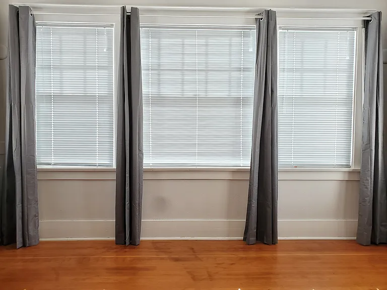 Smaller Bedroom, no closet