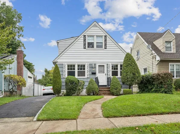 41 Margaretta Court, Staten Island, NY 10314