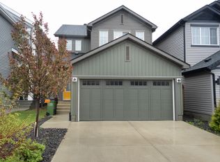 1020 Daniels Loop SW, Edmonton, AB T6W 4C9