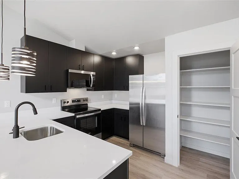 1392 Overlook Ave NW — Photo 22