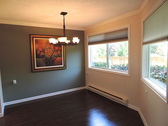 3rd image of 4179 W Lake Sammamish Pkwy SE APT A110