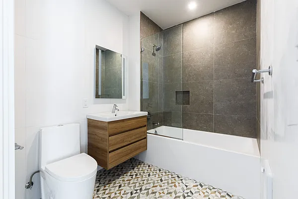 Rented by Nooklyn NYC LLC | media 73