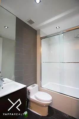 Rented by Yaffa Realty LLC | media 6