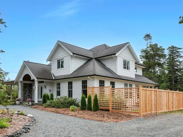 485 Southwind Rd, Comox Valley, BC V9M 3T9