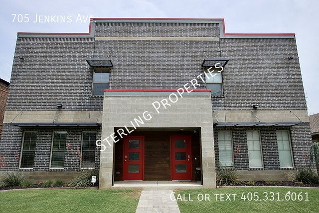 1st image of 705 Jenkins Ave