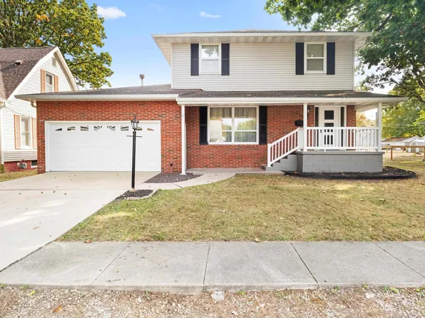 114 S Blair St, Virden, IL 62690