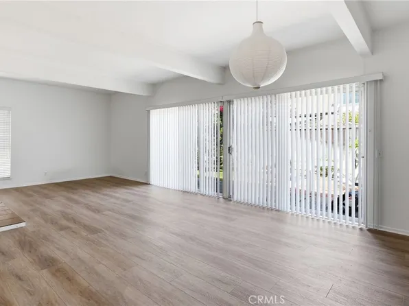 19 Mann St, Irvine, CA 92612