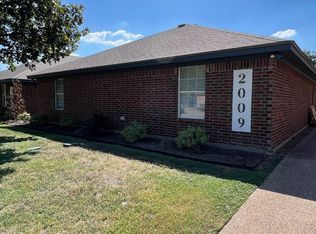 2009 S 11th St #A, Waco, TX 76706