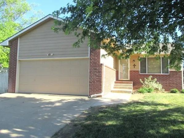 1509 N Cleary Ln, Goddard, KS 67052