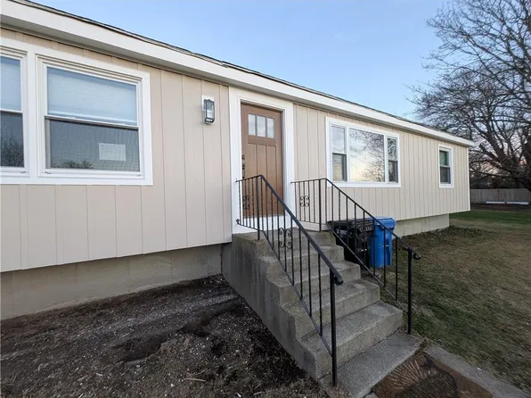 4 Almy Ct Unit 1, Newport, RI 02840